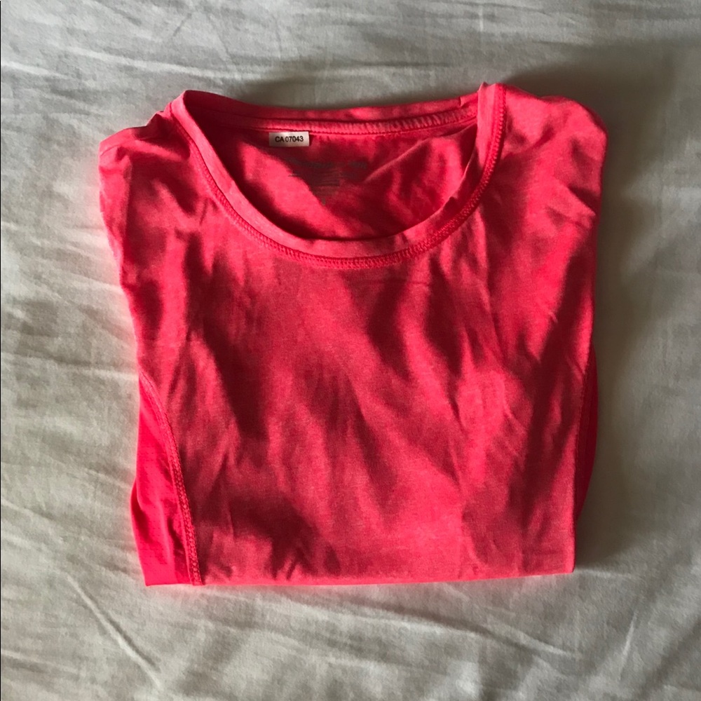 Marika Dry fit pink t-shirt